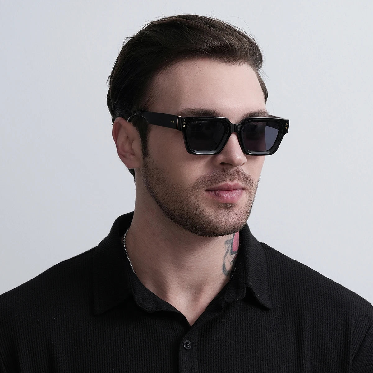 The classic unisex sunglasses 