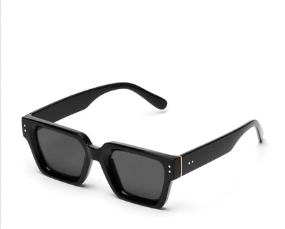 The classic unisex sunglasses 